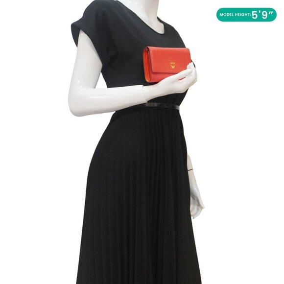 SOLD- MCM  Leather Compact Wallet Red - Picture 2 of 15